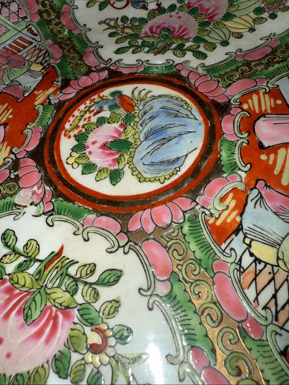 ⭐️19th Century Rose Medallion Dinner Plate EUC - Picture 3 of 7